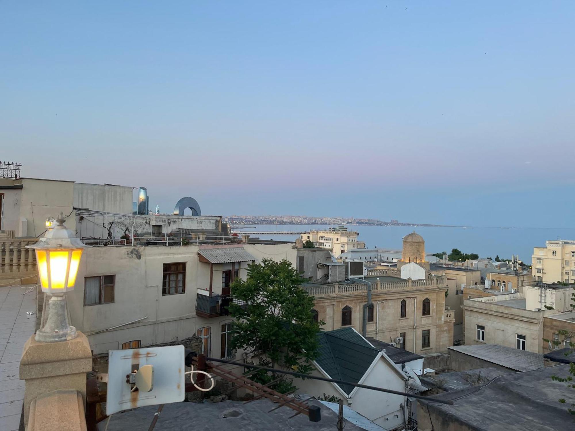 Cafe Terrace Hostel Baku Exteriör bild